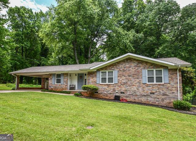 Property at 120 Chambers Ave, Cornelia, GA 30531, 3 beds, 2 baths