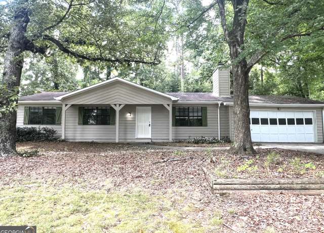 Property at 3034 Fireside Dr, Snellville, GA 30078, 3 beds, 2 baths