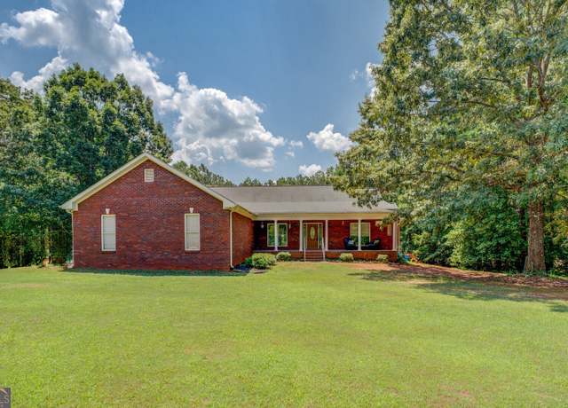Property at 1893 Gaithers Rd, Covington, GA 30014, 3 beds, 2.5 baths