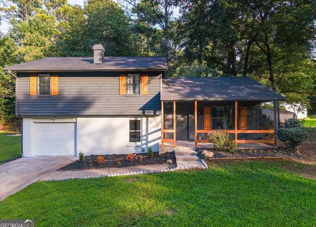 Property at 3809 Chimney Ridge Ct, Ellenwood, GA 30294, 3 beds, 2 baths
