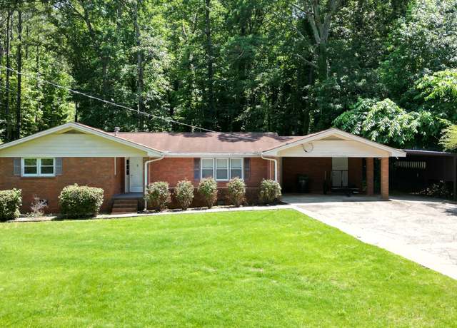Property at 5 Circle Dr, Hampton, GA 30228, 3 beds, 2 baths
