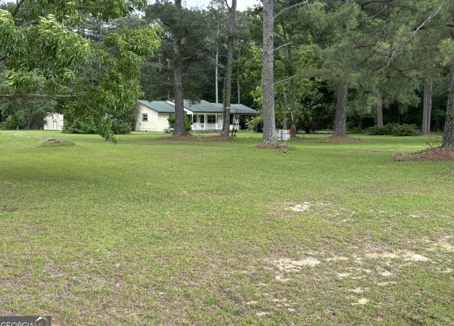 Property at 174 Cabero Rd, Hawkinsville, GA 31036, 3 beds, 2 baths