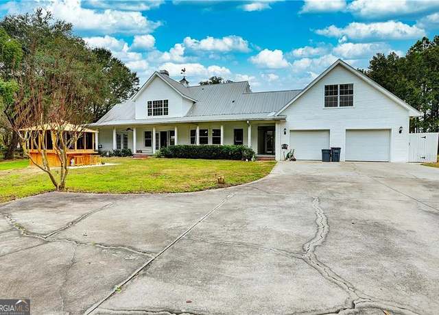 Property at 6936 Handcart Rd, Wesley Chapel, FL 33545, 4 beds, 4 baths