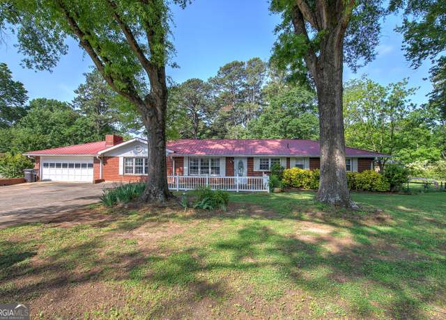 Property at 626 Jones Mill Rd, Cartersville, GA 30120, 3 beds, 1.5 baths