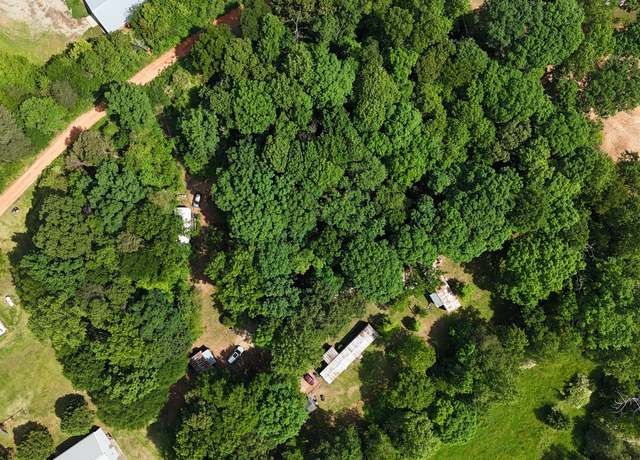 Property at 916 Friendly Mission Ln, Cornelia, GA 30531