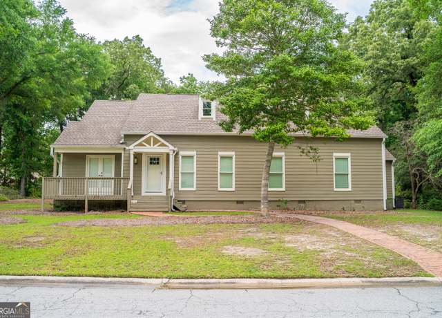 Property at 100 Cliff Pointe, Warner Robins, GA 31088, 3 beds, 2.5 baths