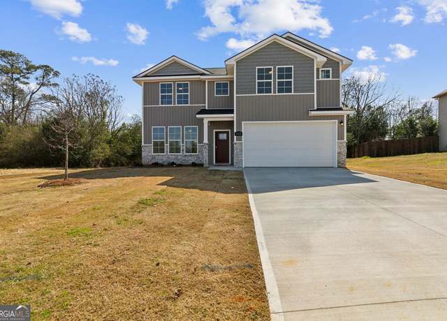 Property at 105 Ivy Glen Dr, Perry, GA 31069, 4 beds, 2.5 baths