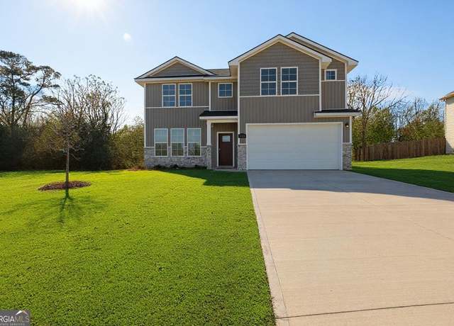 Property at 105 Ivy Glen Dr, Perry, GA 31069, 4 beds, 2.5 baths
