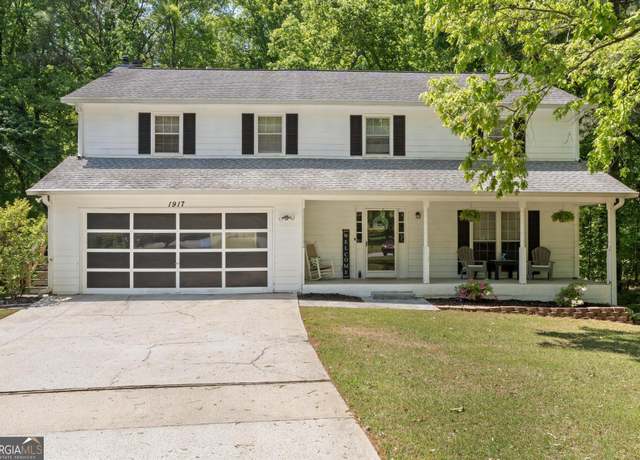 Property at 1917 Lake Ridge Ct, Jonesboro, GA 30236, 4 beds, 3.5 baths