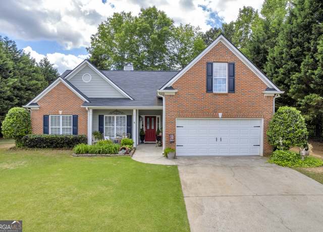 Property at 4985 Rolling Rock Dr, Sugar Hill, GA 30518, 3 beds, 2 baths
