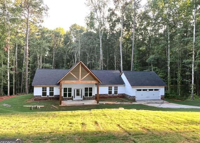 Property at 108 Spring Valley Dr, Lagrange, GA 30240, 3 beds, 2.5 baths