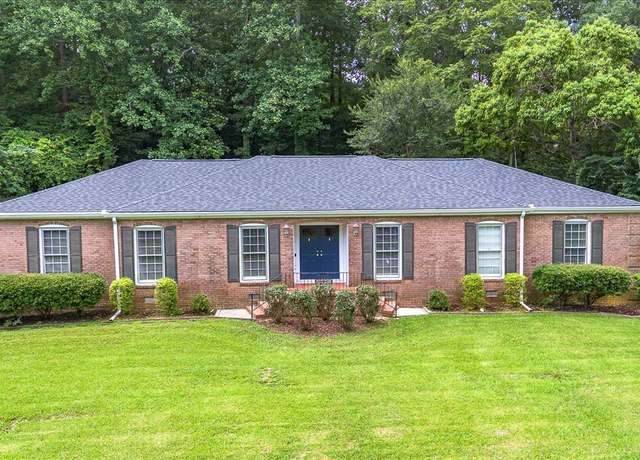 Property at 731 Lokchapee Dr, Macon, GA 31210, 4 beds, 2.5 baths