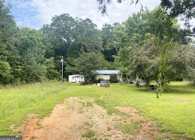 Property at 114 Teresa Ter, Griffin, GA 30223, 3 beds, 2 baths