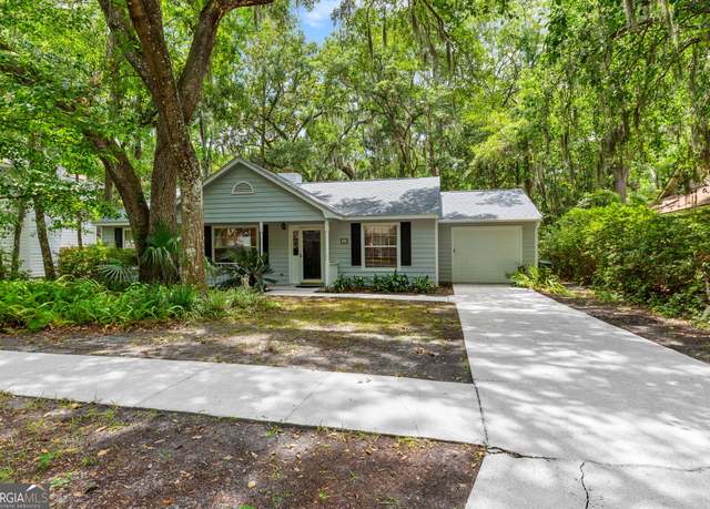 Property at 106 Waterman Rd, Saint Marys, GA 31558, 3 beds, 2 baths