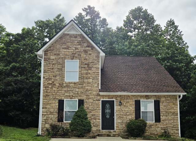 Property at 204 Twin Pines Ct, Dallas, GA 30132, 3 beds, 2 baths