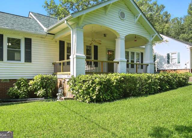 Property at 304 Tilney Ave, Griffin, GA 30224, 3 beds, 1.5 baths