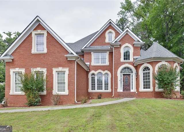 Property at 370 Beracah, Atlanta, GA 30331, 6 beds, 4.5 baths