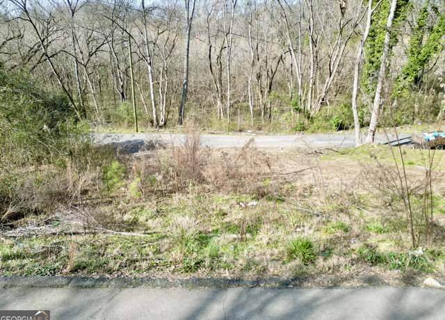 Property at 10 Circle Dr SE, Lindale, GA 30147