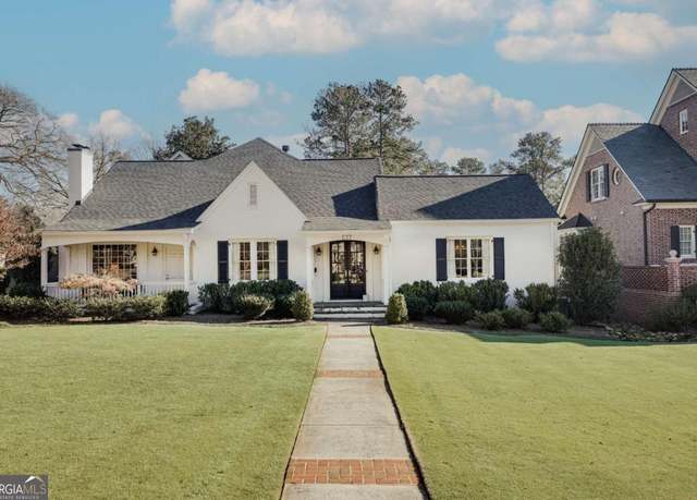Property at 577 Cloverhurst Ave W, Athens, GA 30606, 5 beds, 5.5 baths