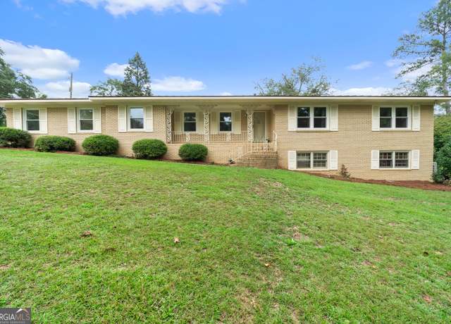 Property at 3954 Ocmulgee East Blvd, Macon, GA 31217, 3 beds, 2.5 baths