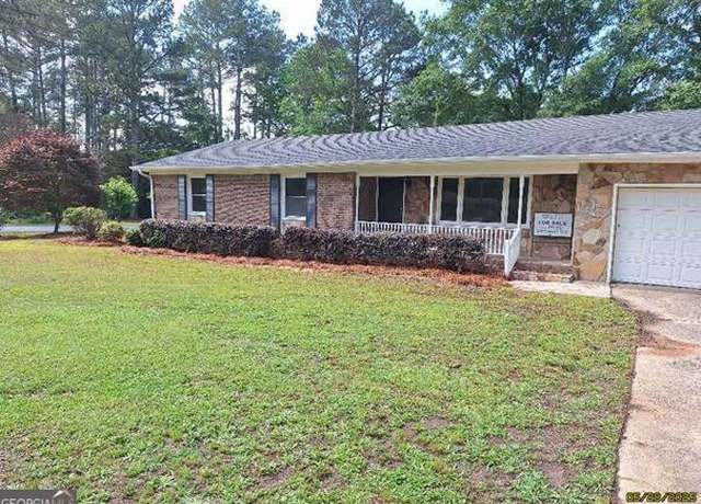 Property at 1261 Glenn Carrie Rd, Hull, GA 30646, 3 beds, 2 baths