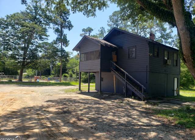 Property at 306 S Van Buren St, Albany, GA 31701, 1 bed, 1 bath