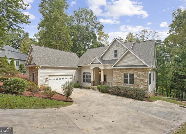 Property at 124 S Shore Dr, Fair Play, SC 29643, 5 beds, 3.5 baths