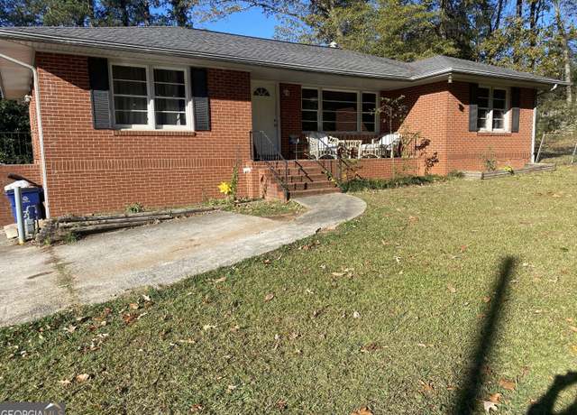 Property at 8965 Campbellton St, Douglasville, GA 30134, 3 beds, 1.5 baths