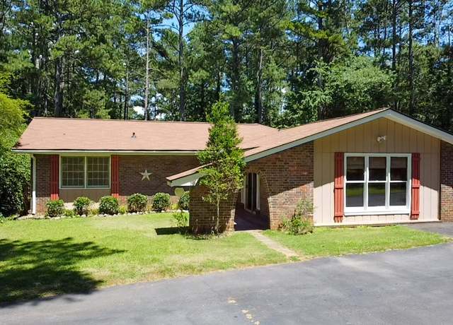 Property at 3814 Union Church Rd SW, Stockbridge, GA 30281, 3 beds, 2 baths