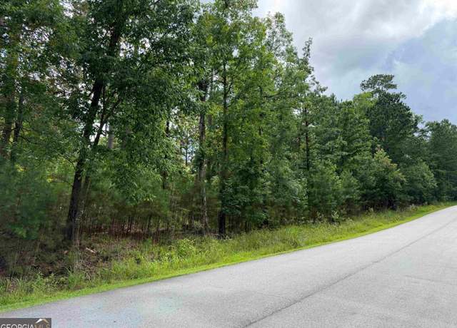 Property at 1041 Glen Eagle Dr, Greensboro, GA 30642