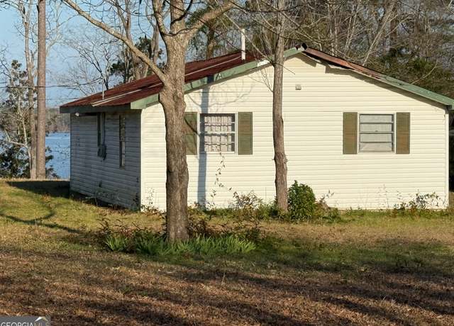 Property at 2123 Calhoun Dr, Abbeville, AL 36310, 2 beds, 1 bath