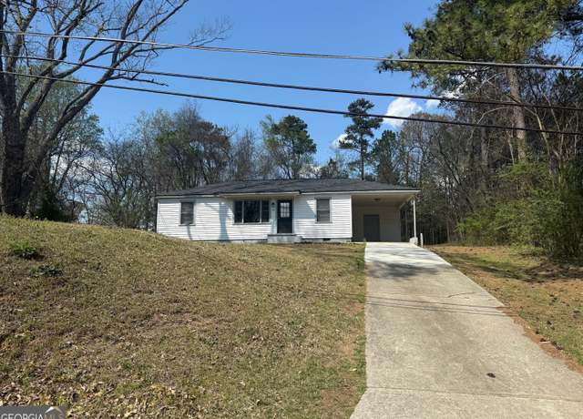 Property at 6006 Blackhawk Trl SE, Mableton, GA 30126, 3 beds, 1 bath