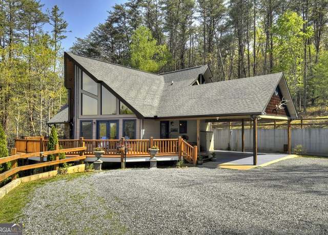 Property at 143 Bailey Cir, Mineral Bluff, GA 30559, 3 beds, 3 baths