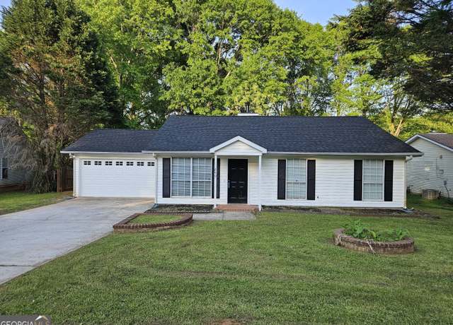 Property at 240 Carsons Cv, Mcdonough, GA 30253, 3 beds, 2 baths