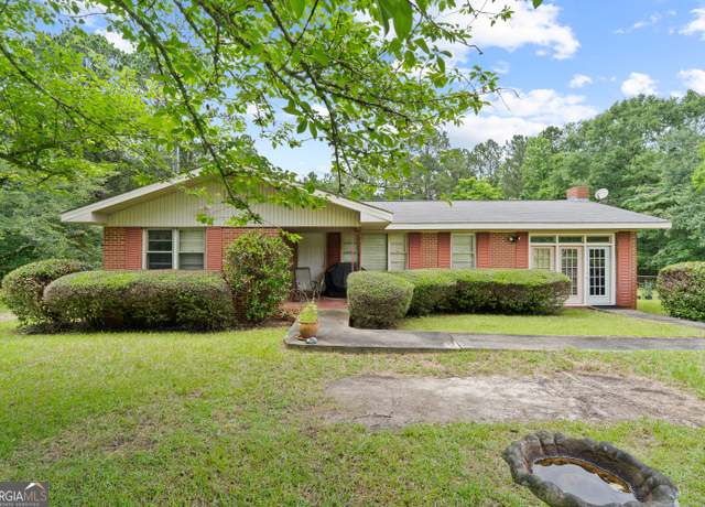 Property at 114 Pippin Rd, Hillsboro, GA 31038, 3 beds, 1 bath