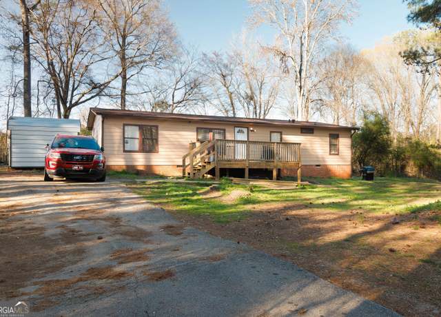 Property at 105 Woodfield Rd, Covington, GA 30014, 3 beds, 2 baths