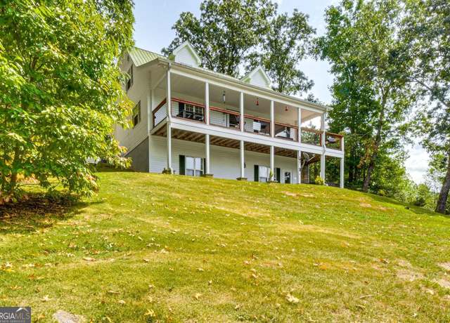 Property at 1912 Bearmeat Village Rd, Hiawassee, GA 30546, 4 beds, 3 baths