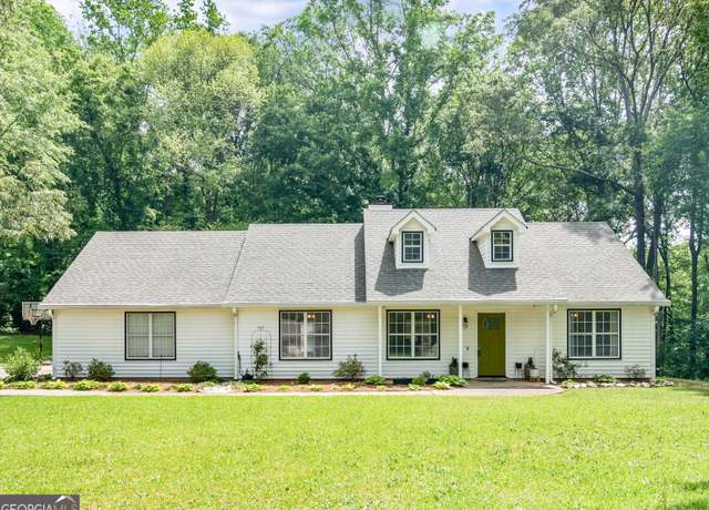 Property at 45 Plantation Ln, Locust Grove, GA 30248, 3 beds, 2 baths