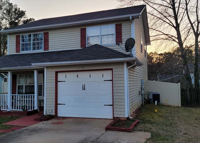 Property at 1611 Cobbs Creek Ln, Decatur, GA 30032, 3 beds, 2.5 baths