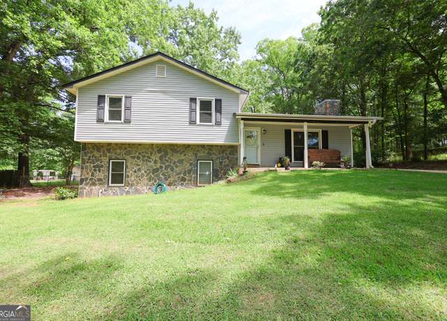 Property at 114 Shady Oak Dr, Lagrange, GA 30240, 4 beds, 3 baths