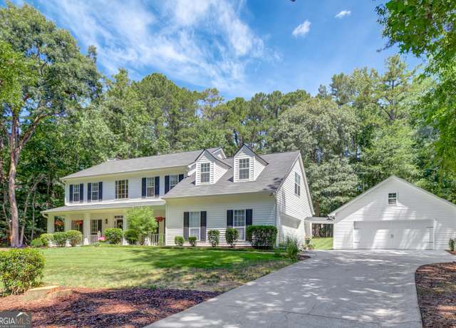 Property at 100 Glenwood Chase, Peachtree City, GA 30269, 4 beds, 2.5 baths