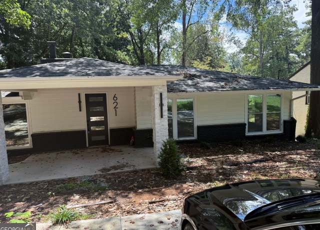 Property at 621 Hammond Dr, Atlanta, GA 30328, 5 beds, 5 baths