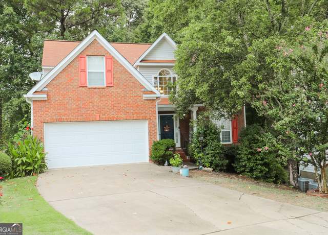 Property at 85 Greens Ct, Newnan, GA 30265, 3 beds, 2.5 baths