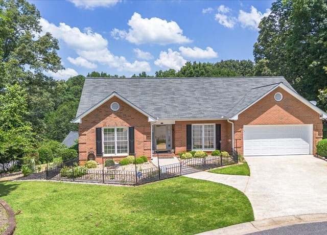 Property at 165 Woodhaven Rdg, Athens, GA 30606, 3 beds, 2.5 baths