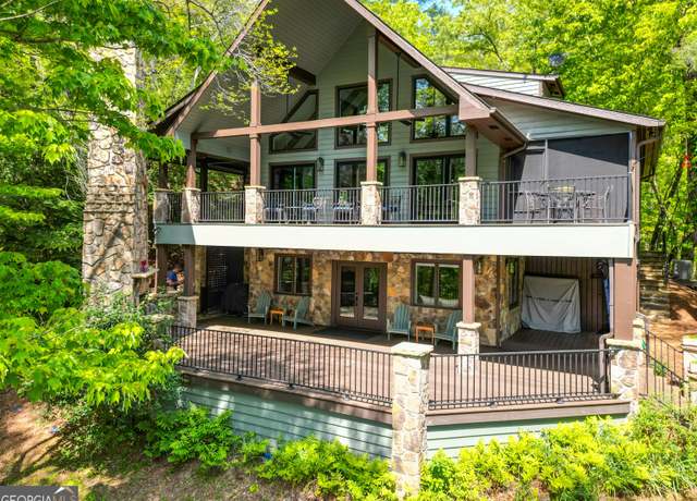 Property at 513 Georgia Ln, Lakemont, GA 30552, 4 beds, 3.5 baths