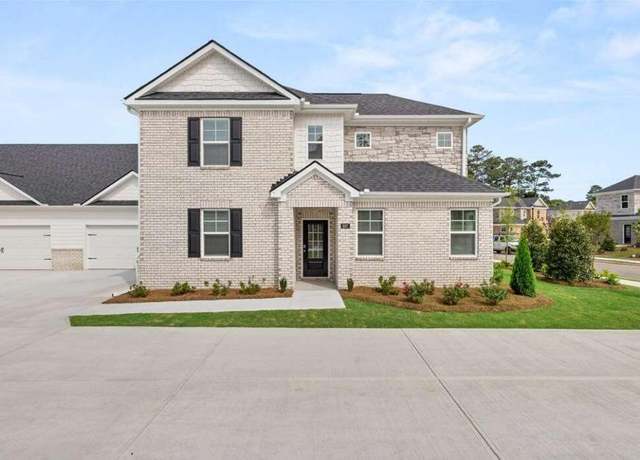 Property at 584 Silver Moon Dr, Loganville, GA 30052, 3 beds, 3 baths