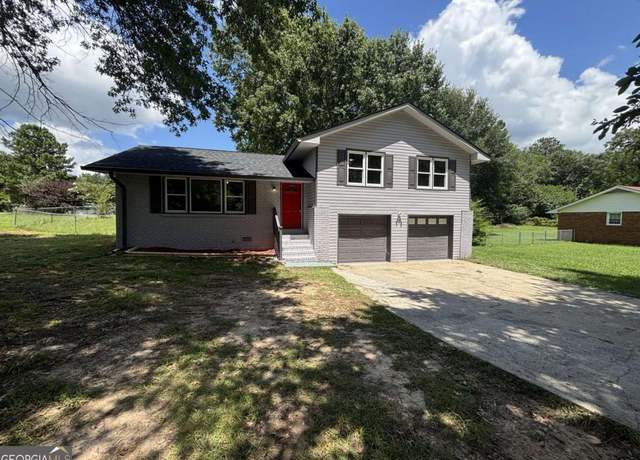Property at 630 Old Airport Rd, Carrollton, GA 30116, 3 beds, 2 baths