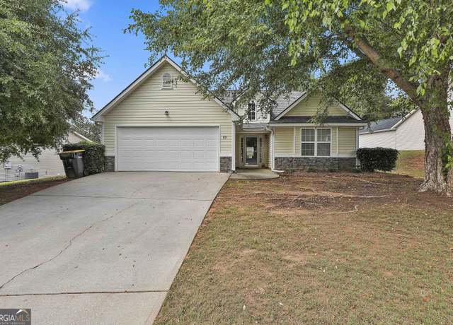Property at 69 Paxton Pl, Newnan, GA 30263, 3 beds, 2 baths