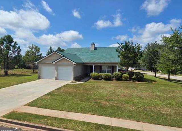 Property at 179 Garrett Dr, Eatonton, GA 31024, 3 beds, 2 baths