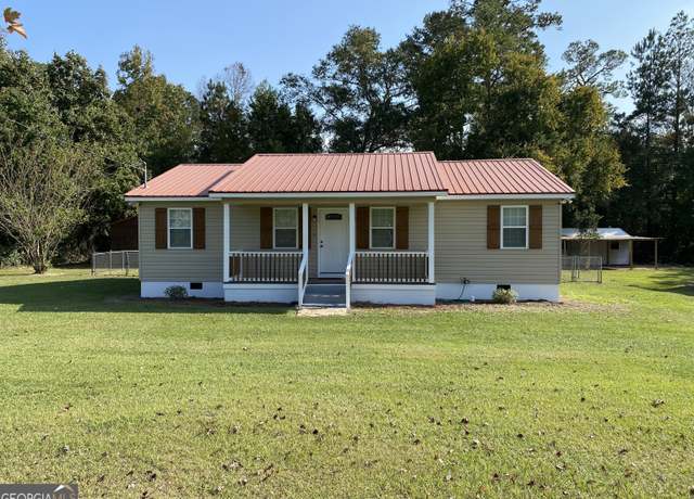 Property at 108 Sunset Dr, Dublin, GA 31027, 3 beds, 2 baths